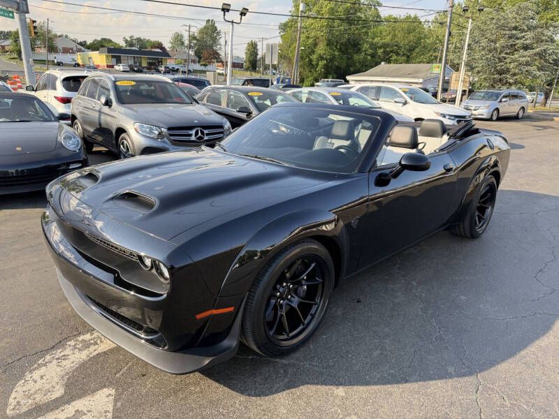 2023 Dodge Challenger Image 8