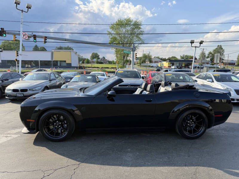 2023 Dodge Challenger Image 9