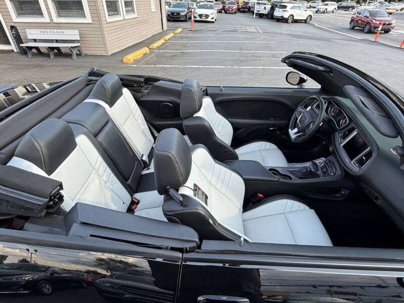2023 Dodge Challenger Image 17