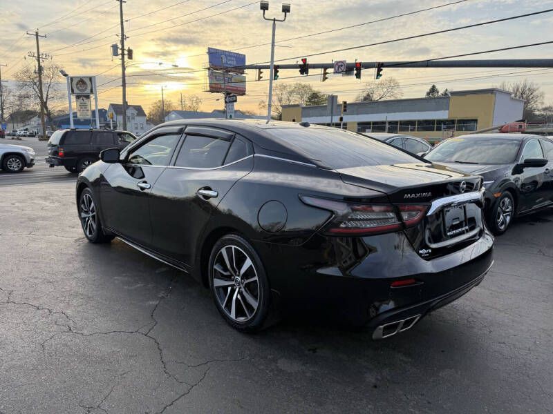 2021 Nissan Maxima Image 6