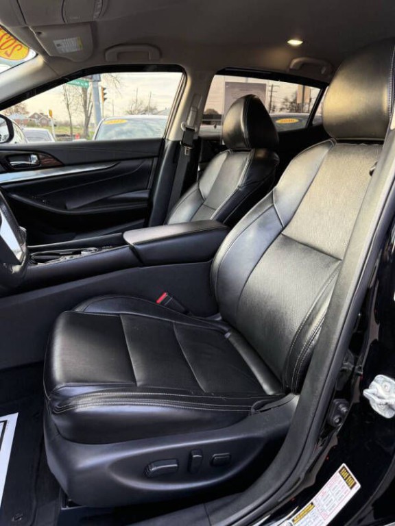 2021 Nissan Maxima Image 10