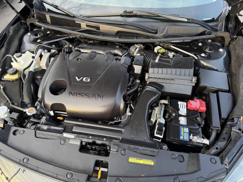 2021 Nissan Maxima Image 16