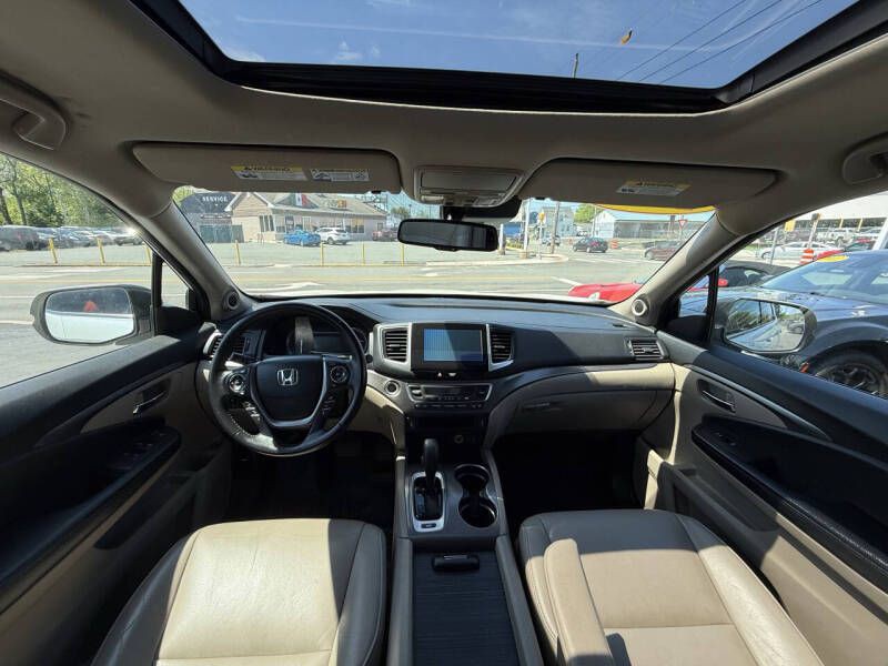 2016 Honda Pilot Image 13