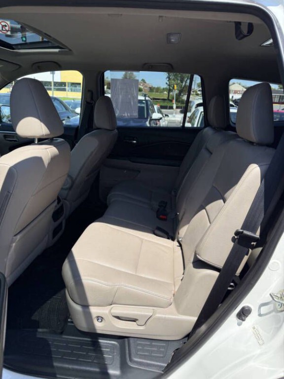 2016 Honda Pilot Image 14
