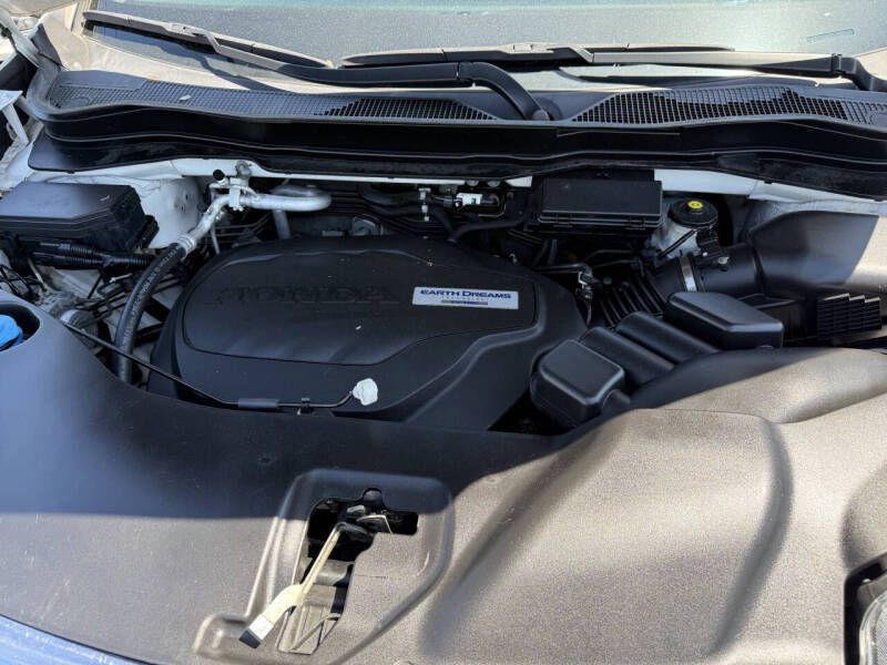 2016 Honda Pilot Image 17