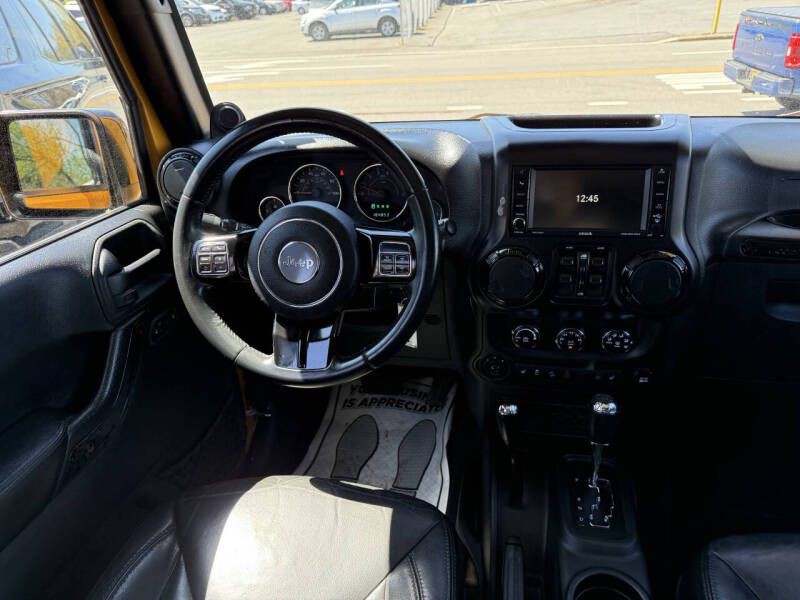 2014 Jeep Wrangler Image 10