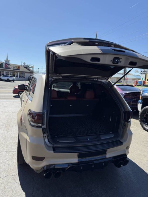 2018 Jeep Grand Cherokee Image 13