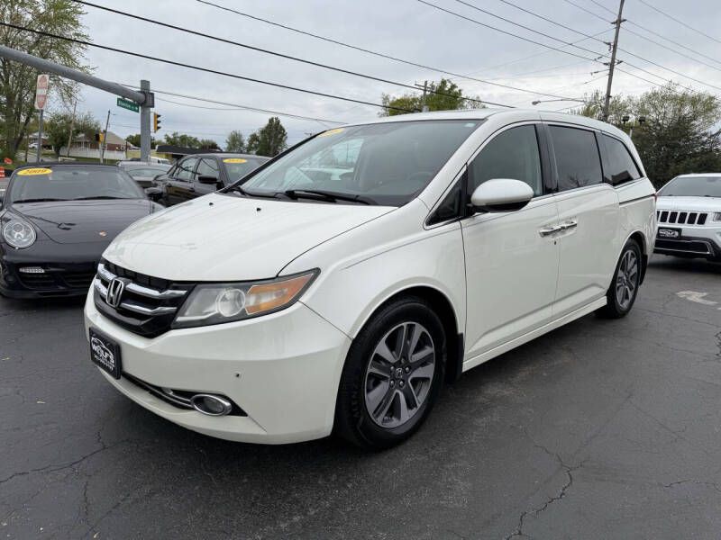 2016 Honda Odyssey Image 1
