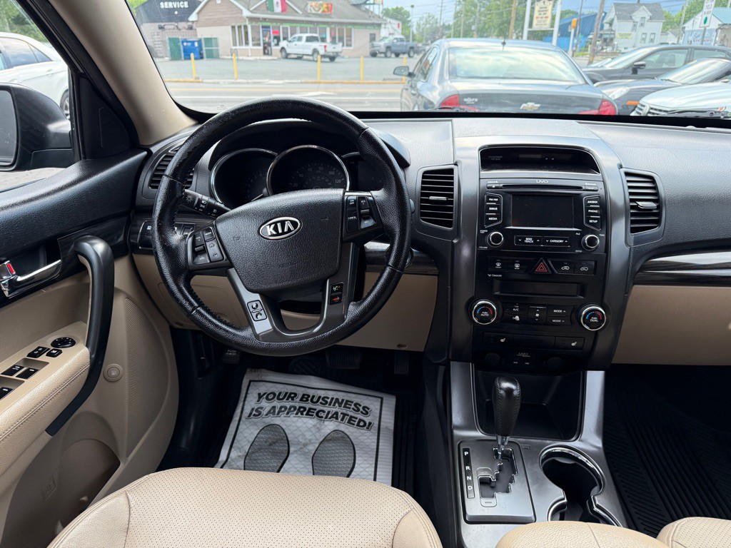 2013 Kia Sorento Image 11