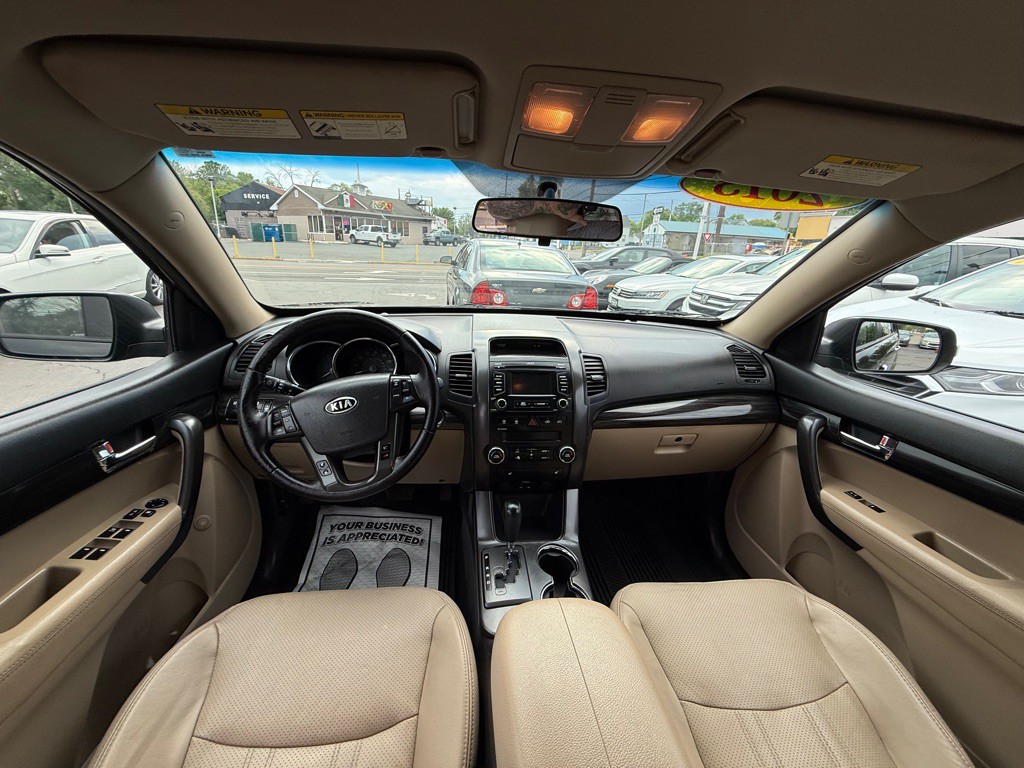 2013 Kia Sorento Image 13