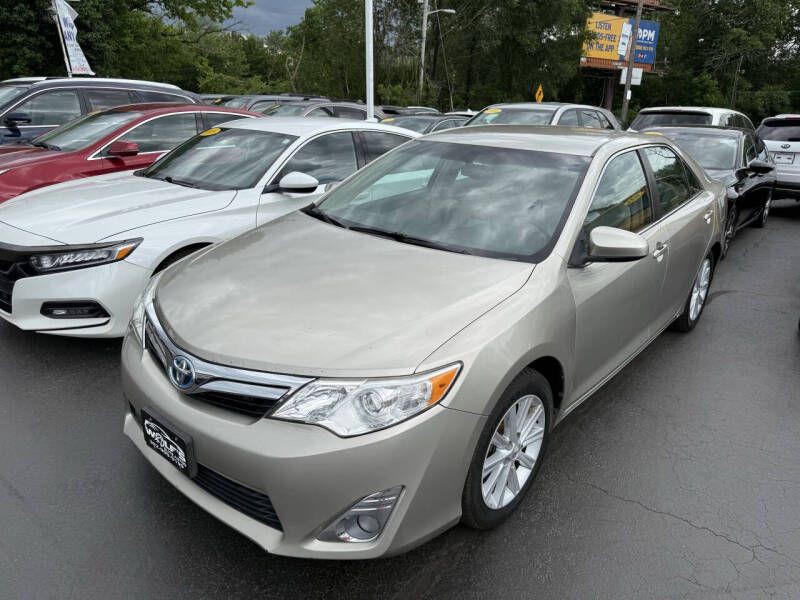 2014 Toyota Camry Image 2
