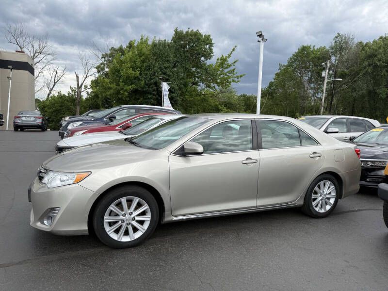 2014 Toyota Camry Image 5