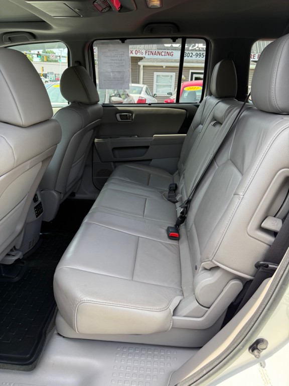 2015 Honda Pilot Image 15