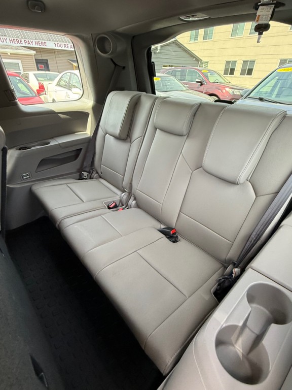 2015 Honda Pilot Image 16