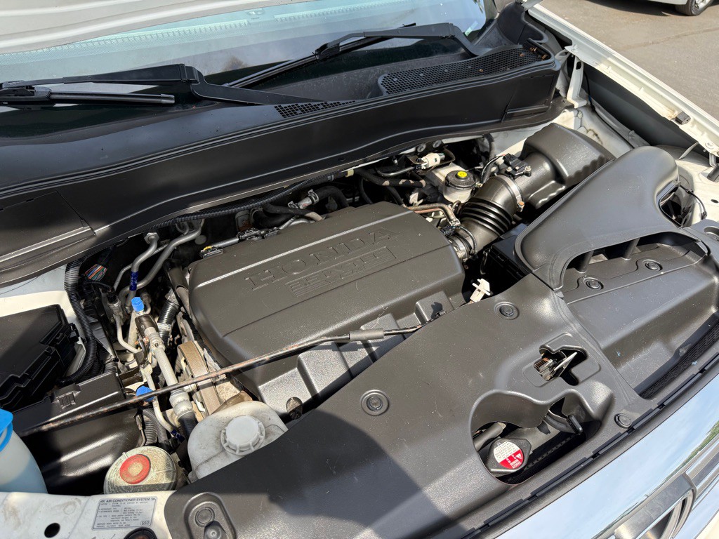 2015 Honda Pilot Image 18