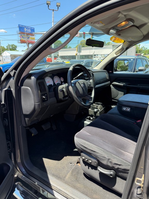 2004 Dodge Ram 1500 Image 10