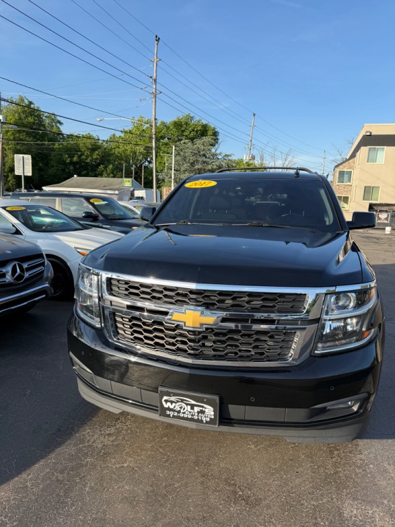 2017 Chevrolet Suburban Image 3