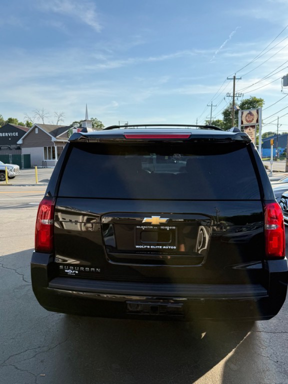 2017 Chevrolet Suburban Image 7