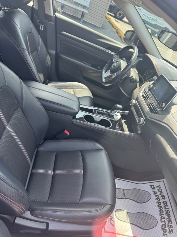 2024 Nissan Altima Image 6
