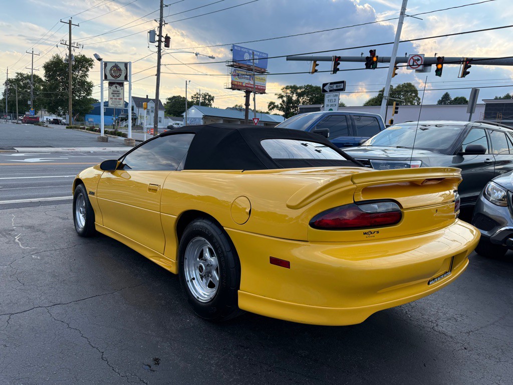 1995 Chevrolet Camaro Image 6