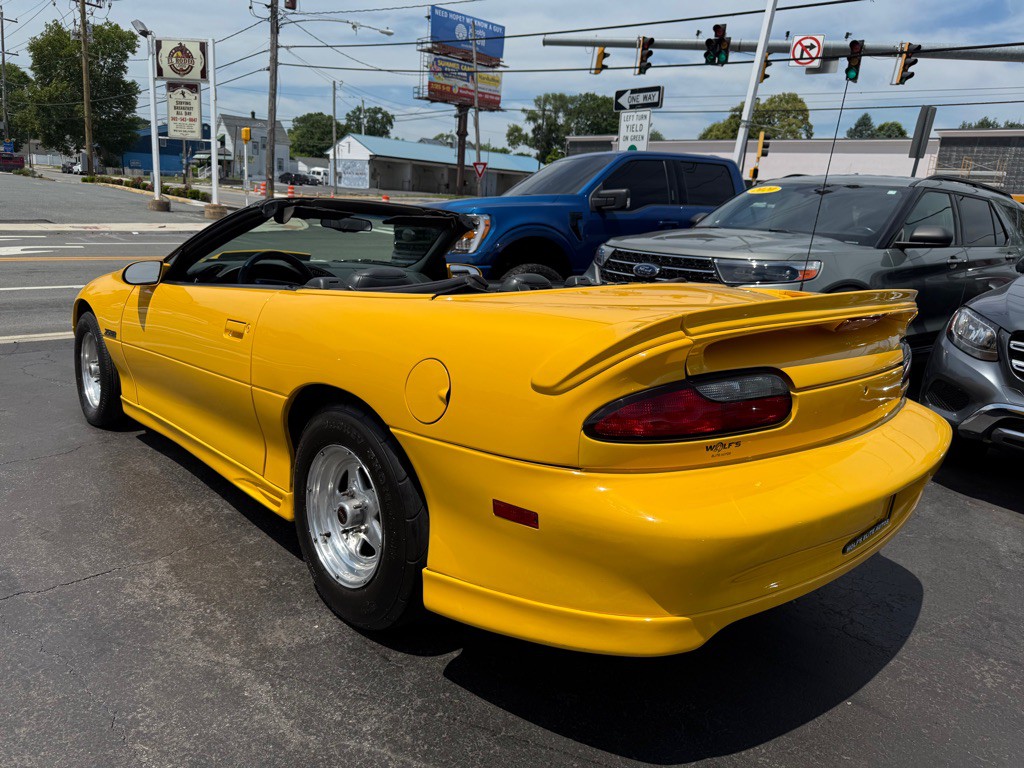 1995 Chevrolet Camaro Image 12