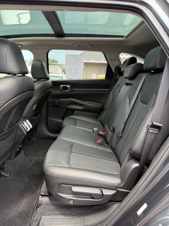 2022 Kia Sorento Image 15