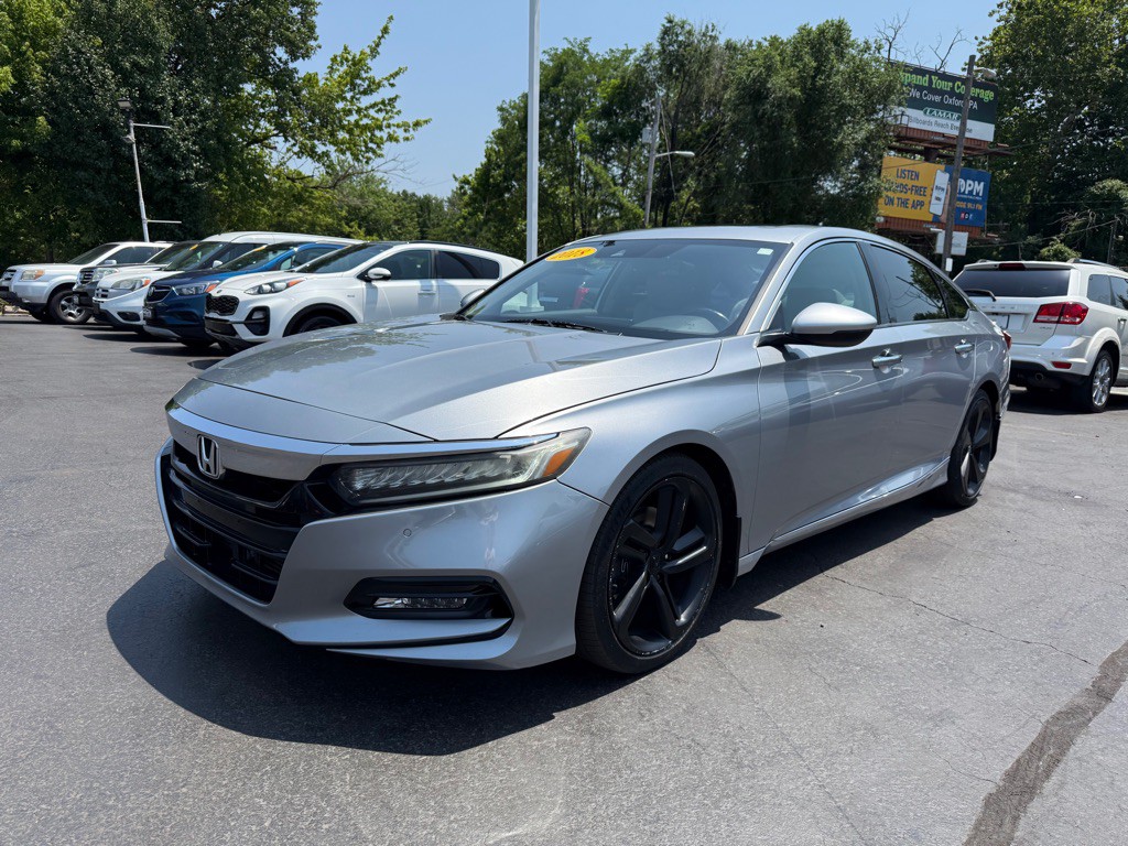 2018 Honda Accord Image 1