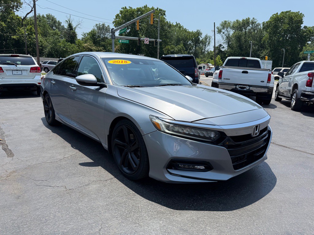 2018 Honda Accord Image 4