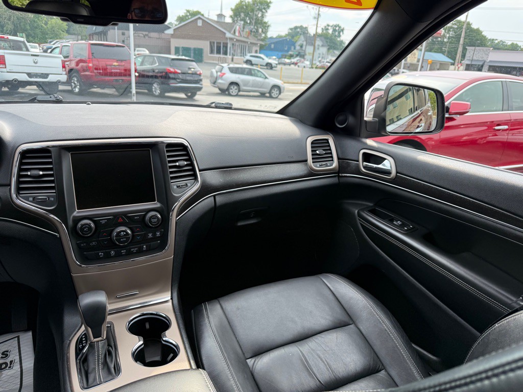 2016 Jeep Grand Cherokee Image 12