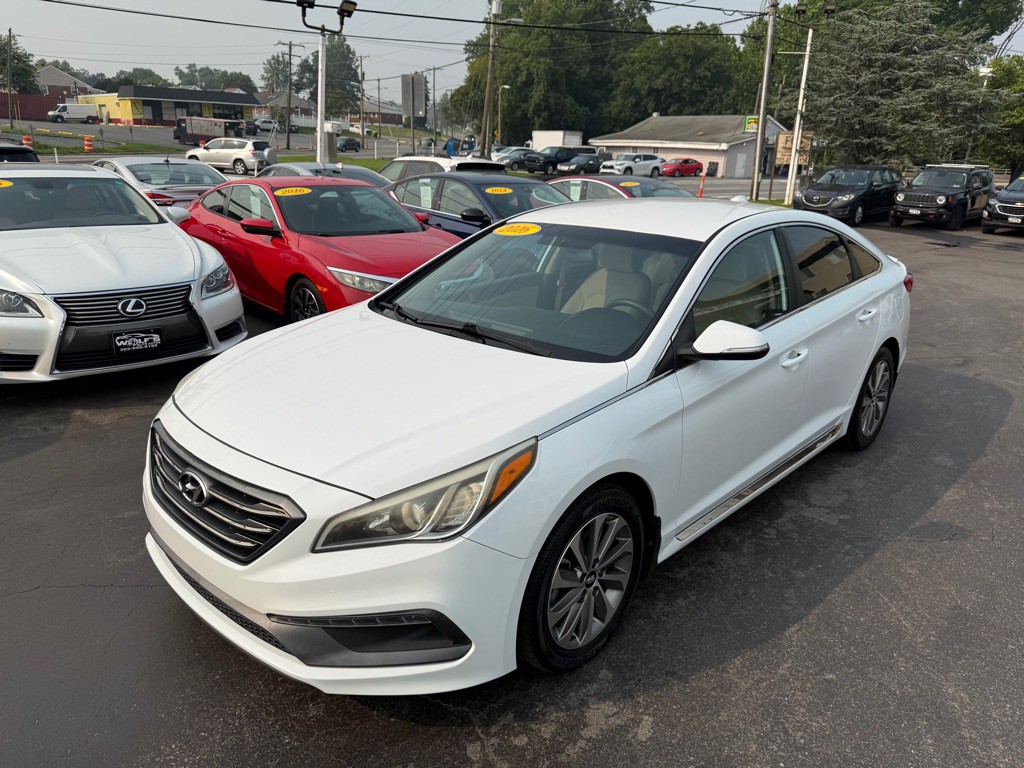 2016 Hyundai Sonata Image 2