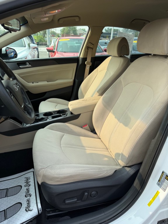 2016 Hyundai Sonata Image 9