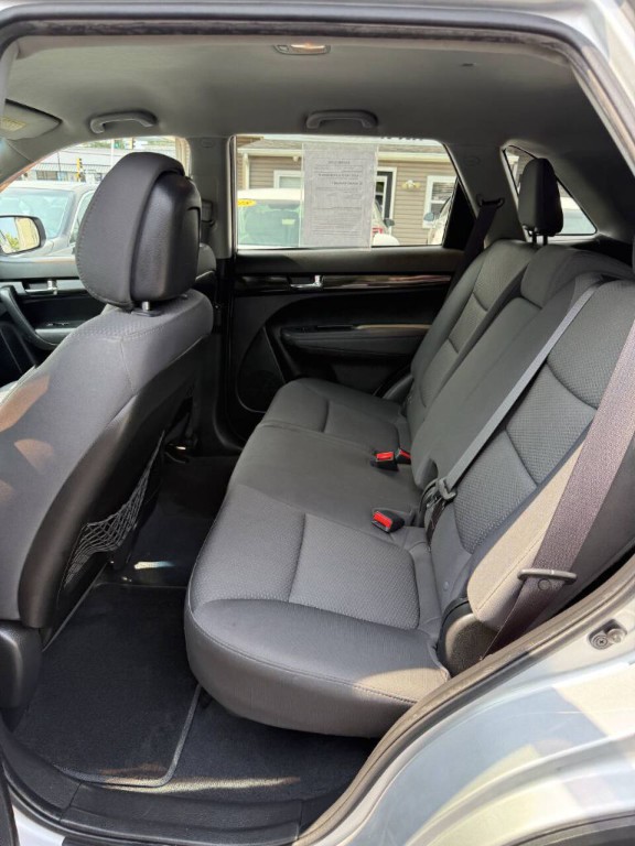 2012 Kia Sorento Image 13