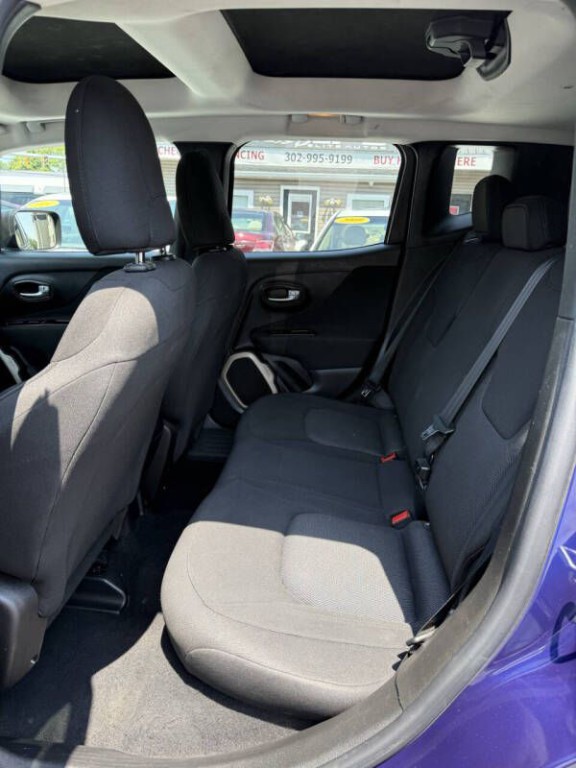 2016 Jeep Renegade Image 14