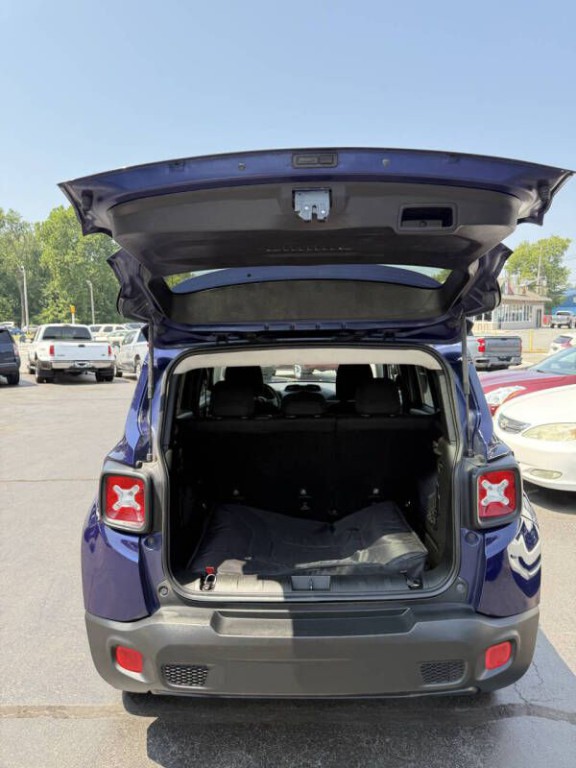 2016 Jeep Renegade Image 15
