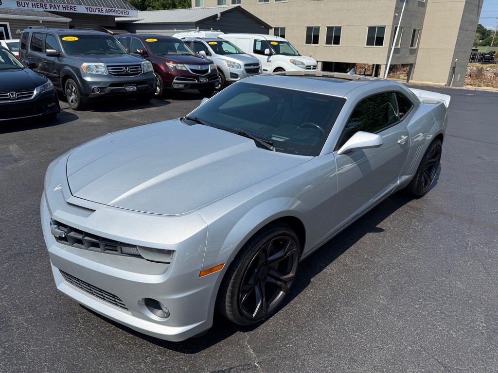 2013 Chevrolet Camaro Image 2
