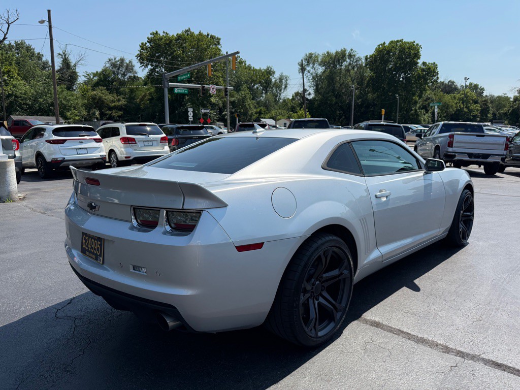 2013 Chevrolet Camaro Image 8