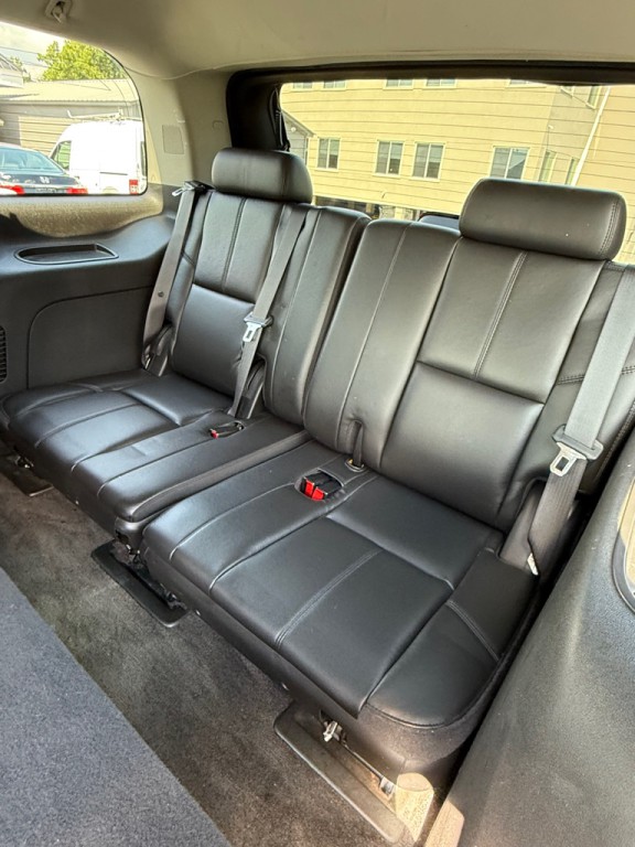 2011 Chevrolet Tahoe Image 15