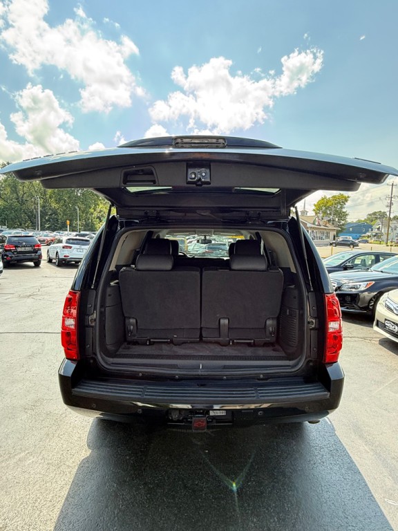 2011 Chevrolet Tahoe Image 16