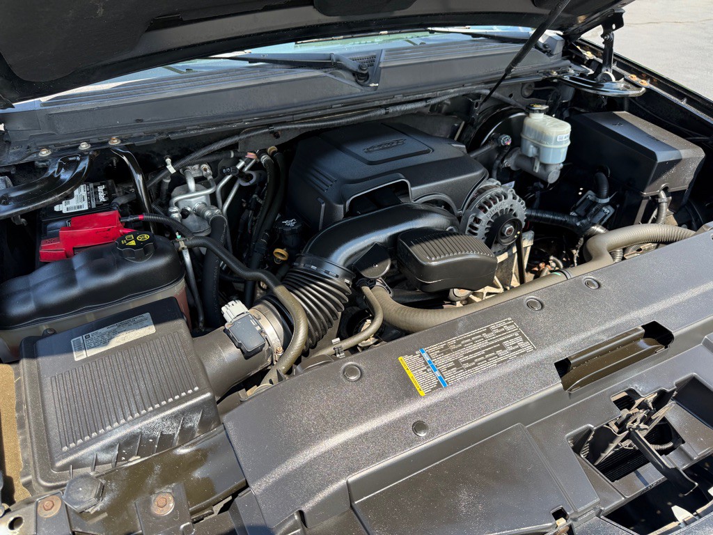 2011 Chevrolet Tahoe Image 17