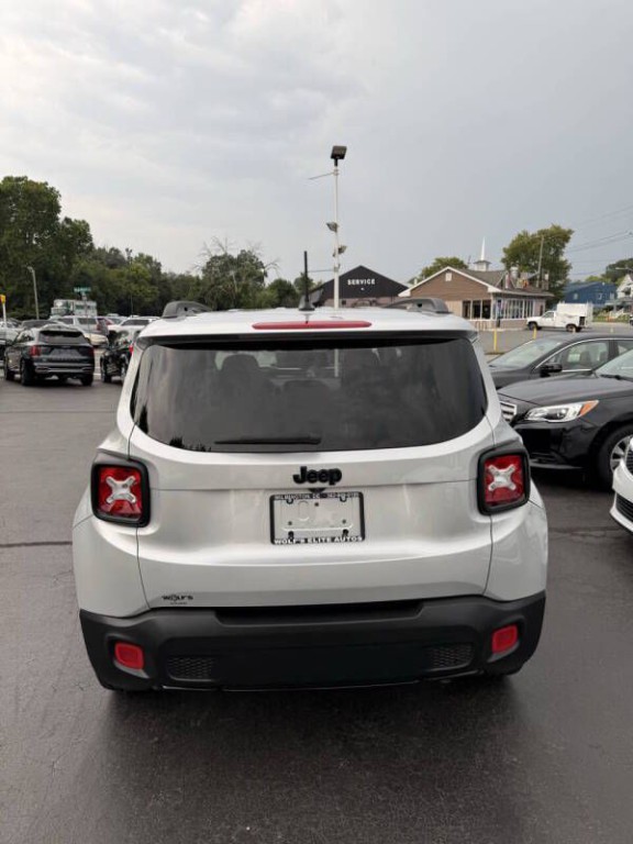2017 Jeep Renegade Image 7