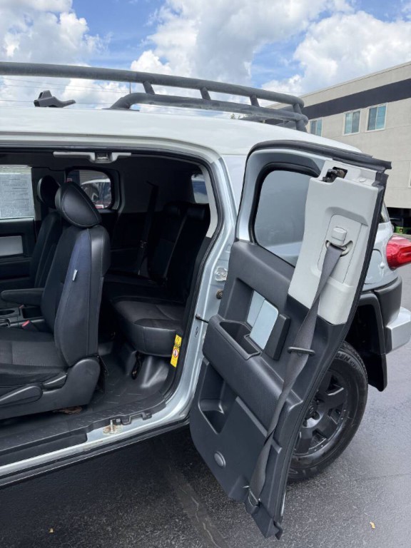 2007 Toyota FJ Cruiser Image 14