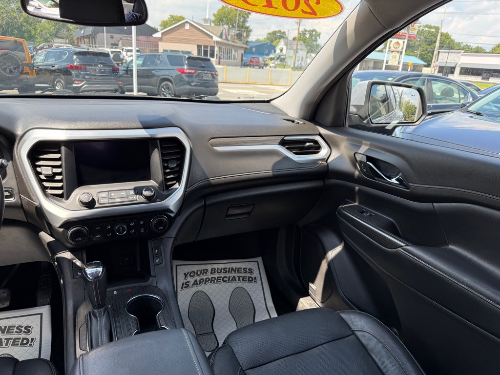 2019 GMC Acadia Image 12