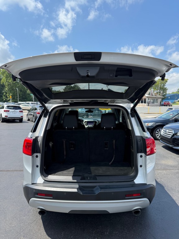 2019 GMC Acadia Image 16