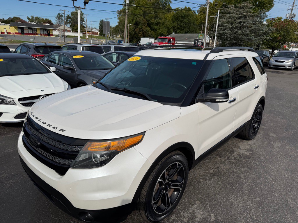 2014 Ford Explorer Image 2