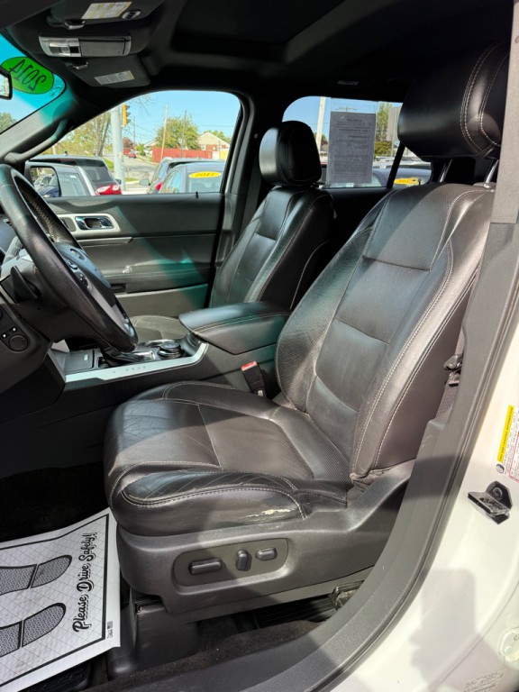 2014 Ford Explorer Image 9