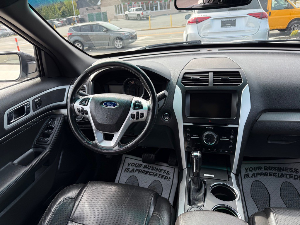 2014 Ford Explorer Image 11