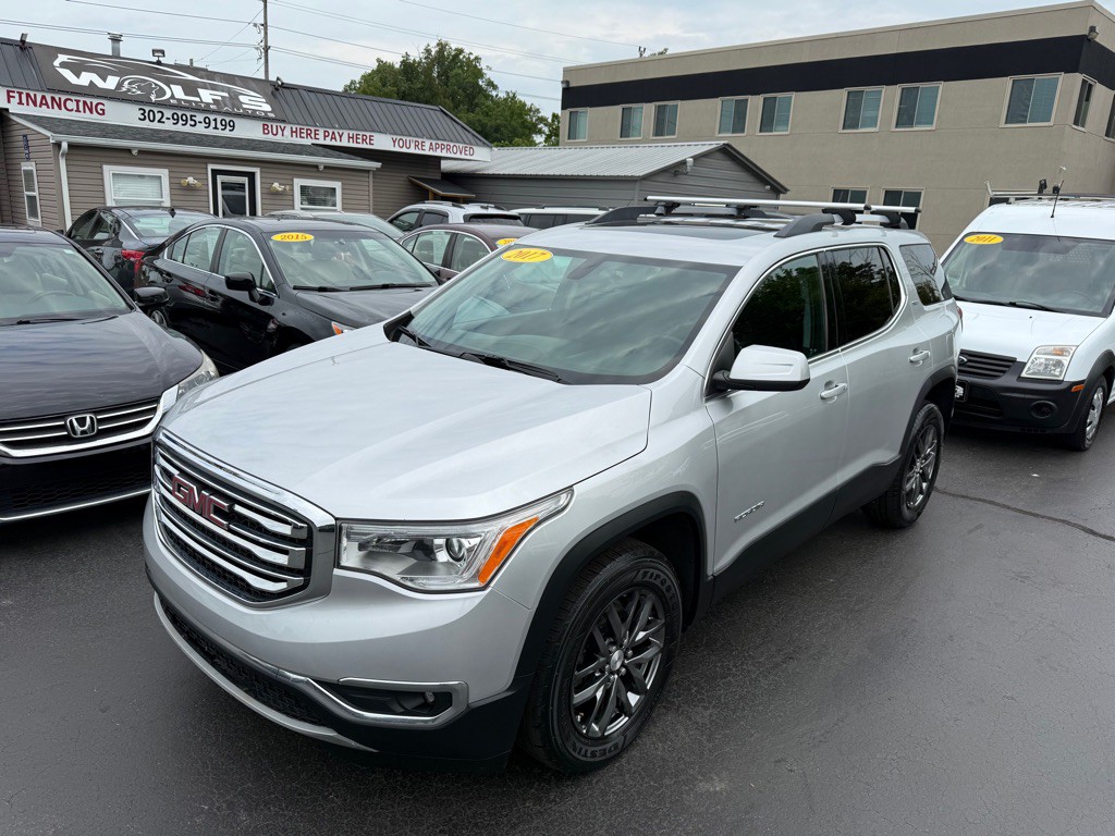 2017 GMC Acadia Image 2