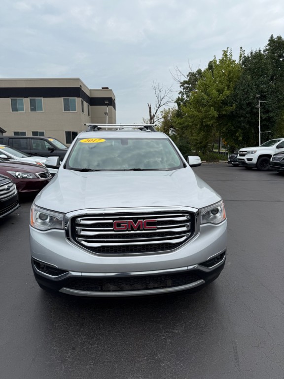 2017 GMC Acadia Image 3