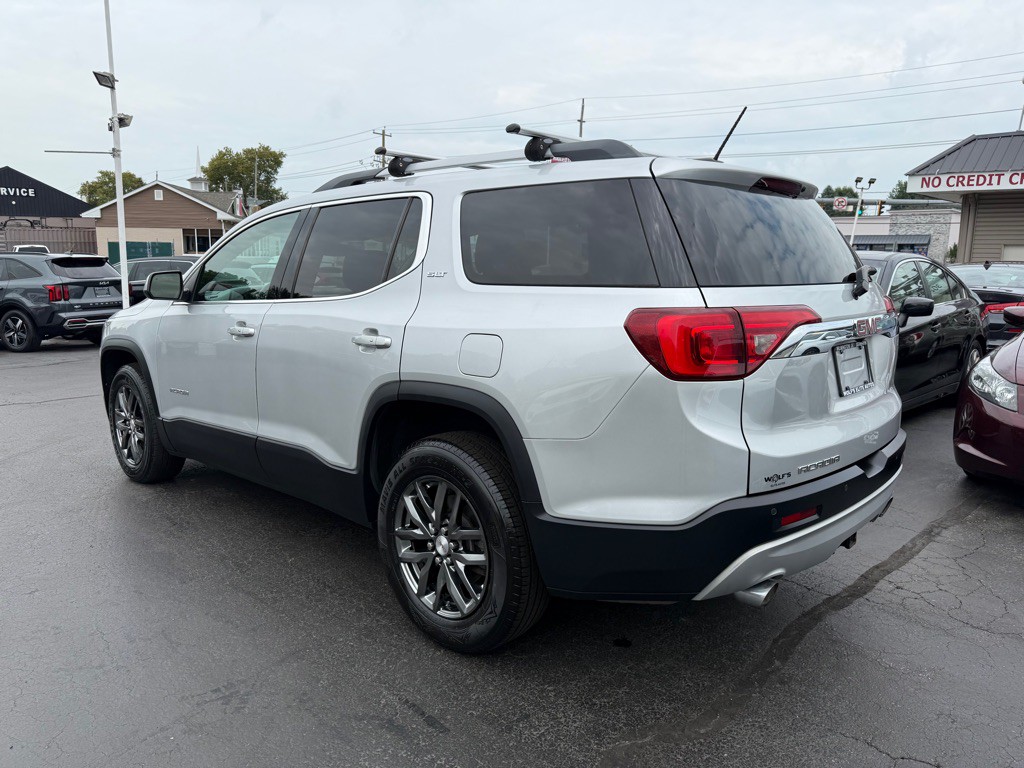 2017 GMC Acadia Image 6