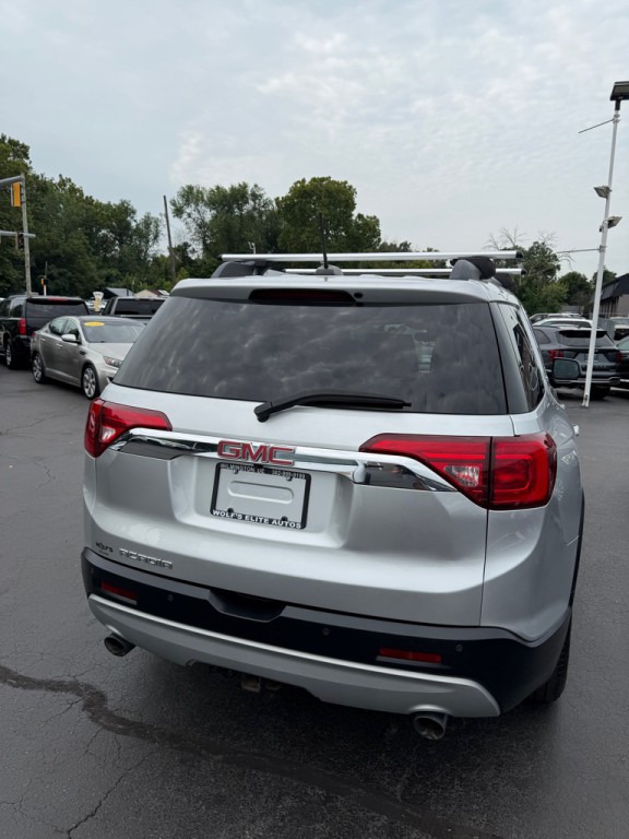 2017 GMC Acadia Image 7